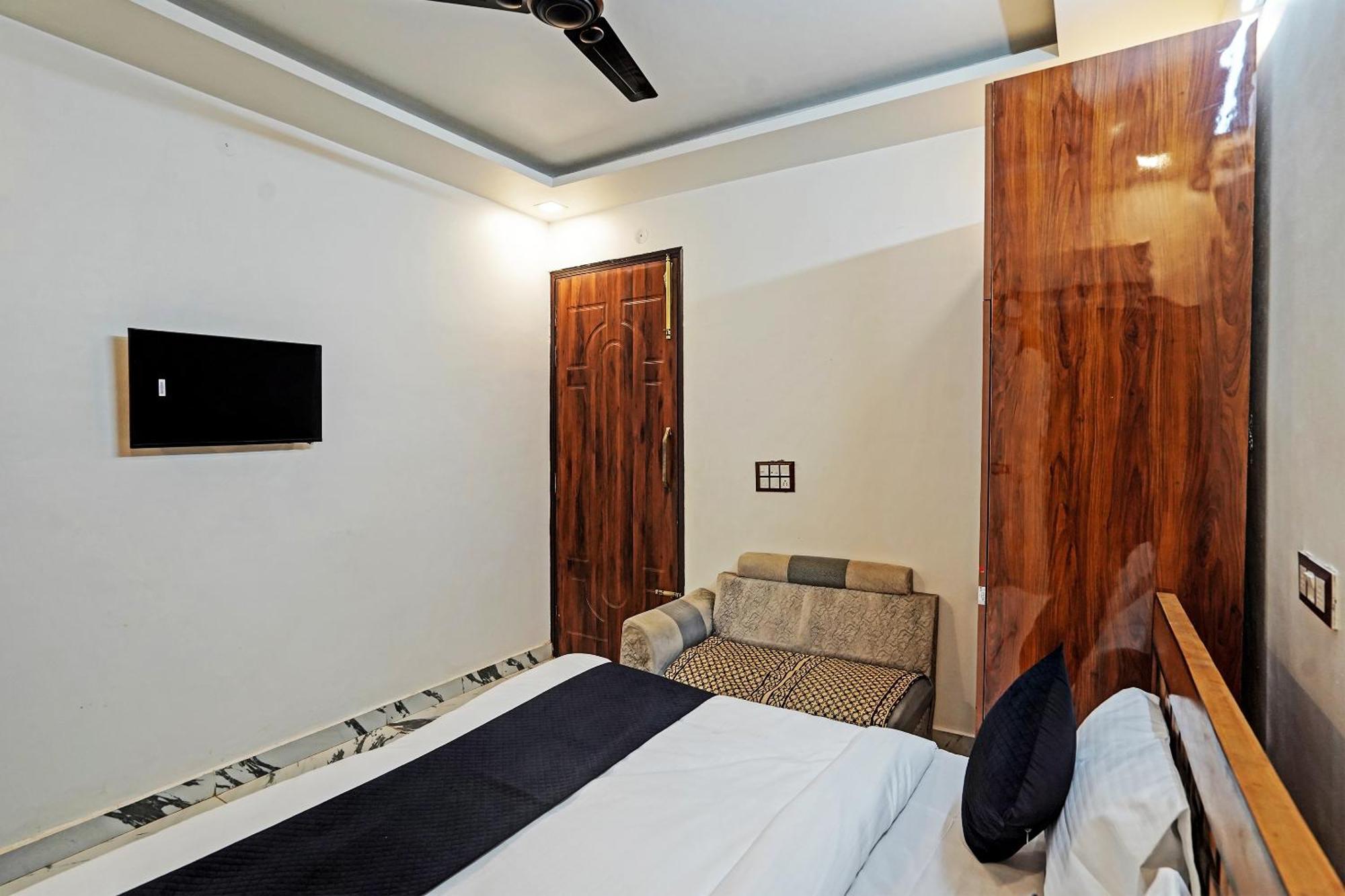 Hotel Play- Platinum Sector144 Couple Friendly Noida Exterior foto