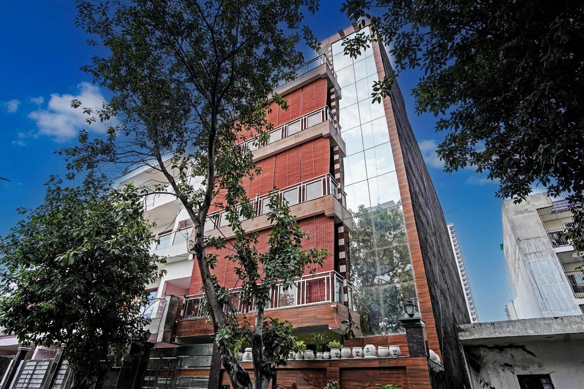 Hotel Play- Platinum Sector144 Couple Friendly Noida Exterior foto